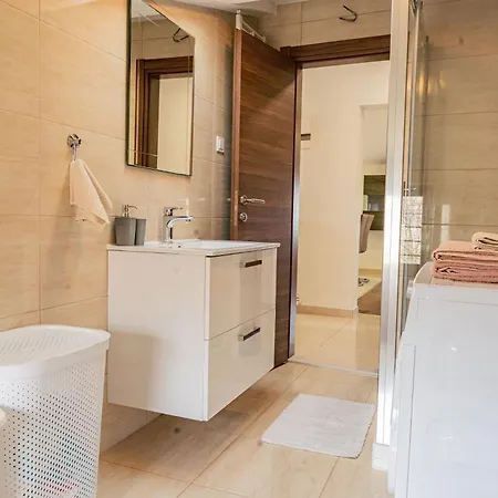 Apartment Skalin Radmani