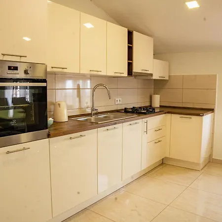 Apartment Skalin